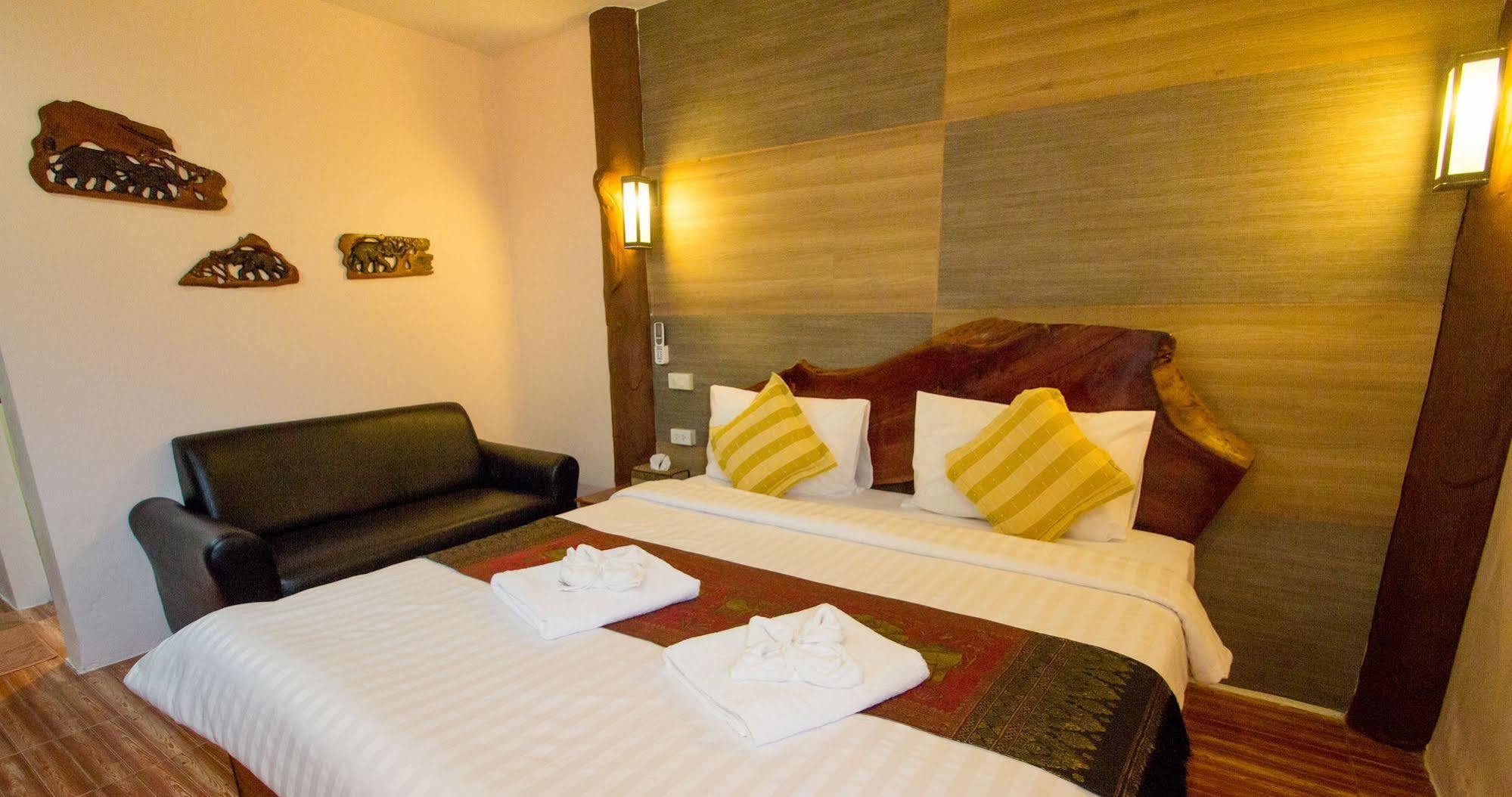 Naiyang Discovery Beach Resort Sha Nai Yang Bagian luar foto